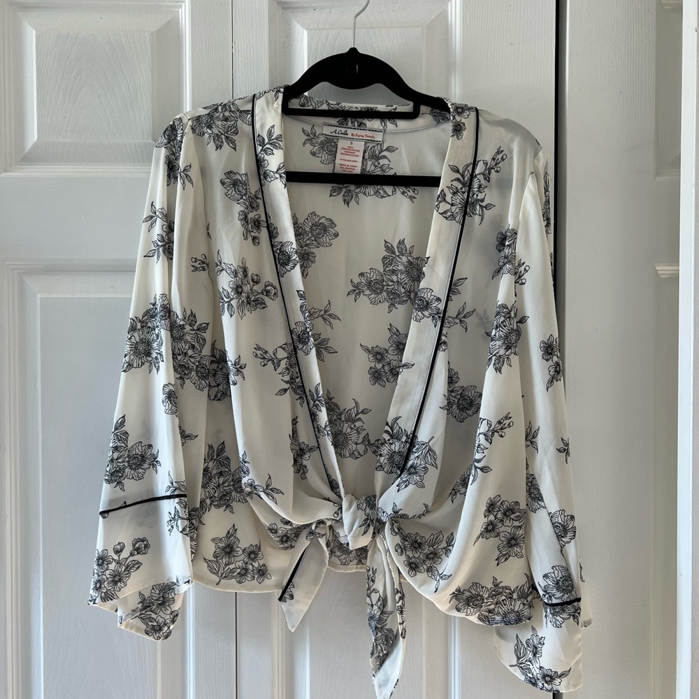 Floral top
